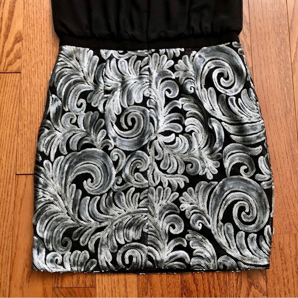 Laundry by Shelly Segal Cocktail Sequins Black Silver Dress Women’s Size 10 NWOT - Picture 9 of 11